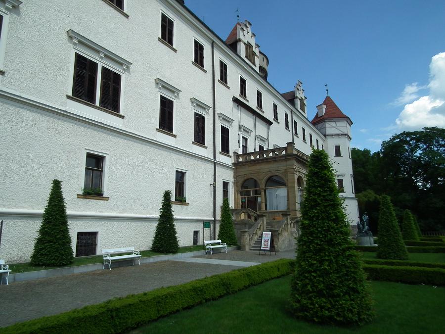 Výstava na zámku Konopiště